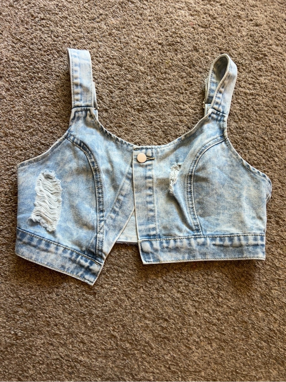 SCACTO Acid Wash Denim Asymmetrical Distressed Crop Top